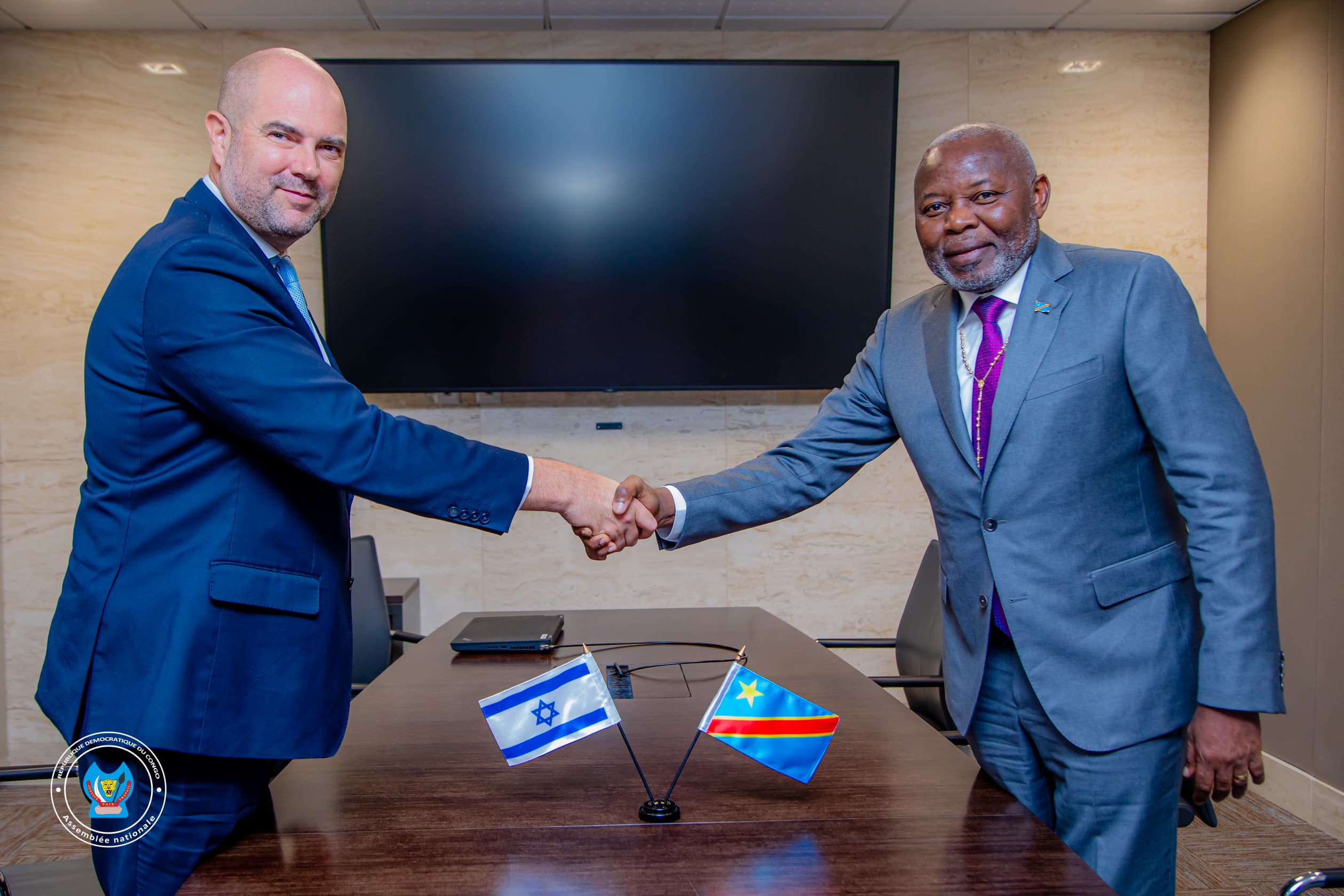 DIPLOMATIE PARLEMENTAIRE : TÊTE A TÊTE ENTRE LE PRÉSIDENT DE L’ASSEMBLÉE NATIONALE DE LA RDC VITAL KAMERHE ET LE PRÉSIDENT DE LA KNESSET AMIR OHANA